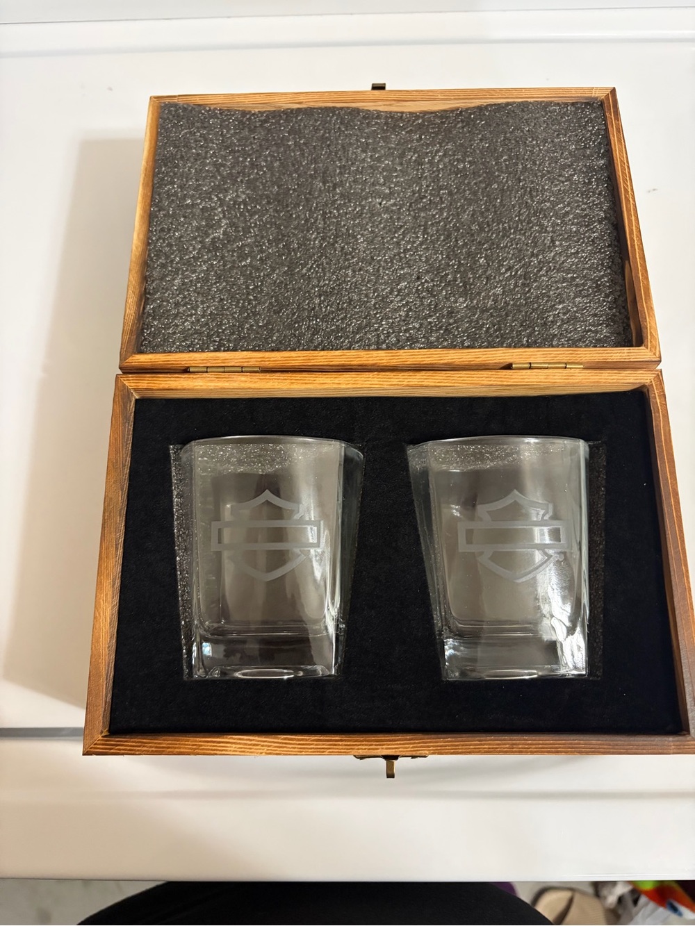 Harley-Davidson Clear Frosted Logo Shot Glasses with Wooden Gift Box